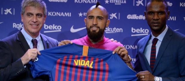 Con el fichaje del chileno Arturo Vidal, el Barcelona suma 18 extranjeros en su plantilla. Con el fichaje del chileno Arturo Vidal, el Barcelona suma 18 extranjeros en su plantilla.