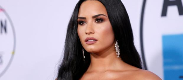 Demi Lovato envía un mensaje de agradecimiento a sus fans tras su hospitalización Demi Lovato envía un mensaje de agradecimiento a sus fans tras su hospitalización