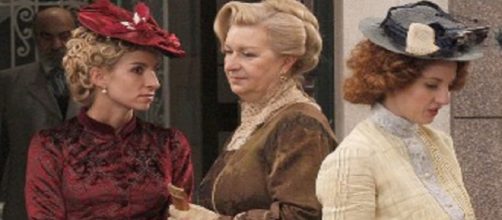 Anticipazioni Una Vita: Cayetana confessa a Susana e Celia i delitti che ha commesso Ursula