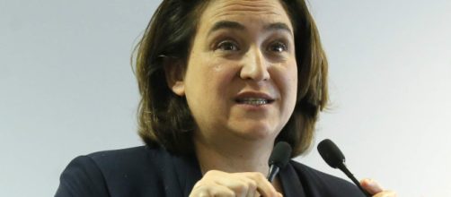Colau es reprobada por tercera vez, ahora por el ataque de manteros