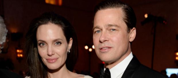 Brad Pitt desmiente a Angelina y dice que le ha dado más de $9 millones para sus hijos Brad Pitt desmiente a Angelina y dice que le ha dado más de $9 millones para sus hijos
