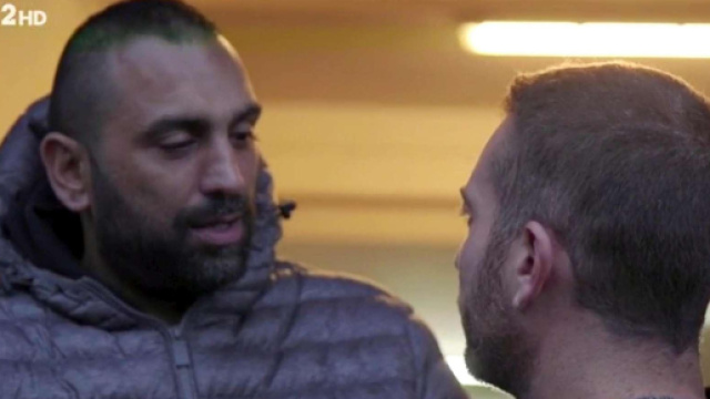 'Vieni a Ostia, ti do una capocciata', la testata di Spada protagonista di uno spot