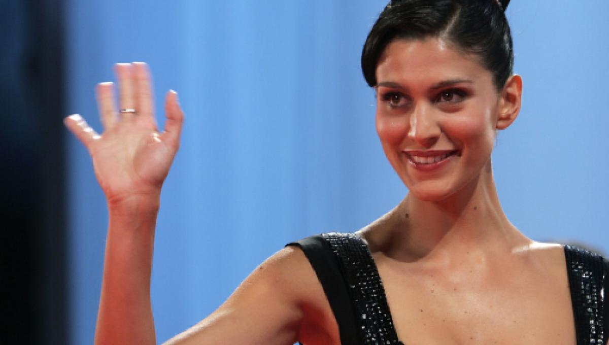 Watch Giulia Bevilacqua video Watch Giulia Bevilacqua video
