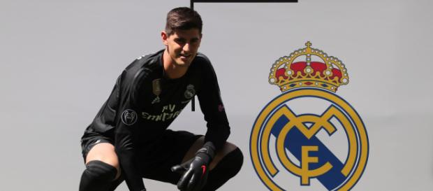 Courtois firma contrato y se presenta como refuerzo del Real Madrid Courtois firma contrato y se presenta como refuerzo del Real Madrid