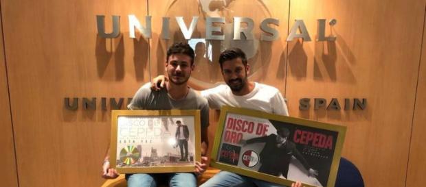 Disco de oro para Cepeda de Operación Triunfo Disco de oro para Cepeda de Operación Triunfo