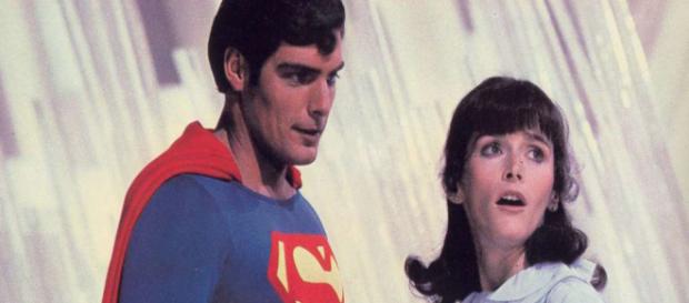 Margot Kidder muere a los 69 años a causa de sobredosis de fármacos y alcohol Margot Kidder muere a los 69 años a causa de sobredosis de fármacos y alcohol