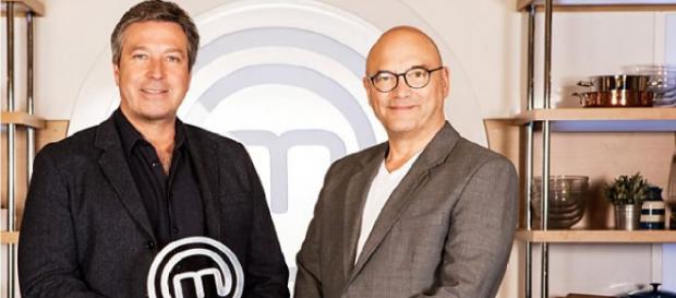 Participantes terão a missão de impressionar John Torode and Greg Wallace - BBC Participantes terão a missão de impressionar John Torode and Greg Wallace - BBC