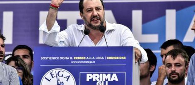 Smentite dal governo le notizie di aumentare l'Iva e togliere il bonus di 80 euro. Smentite dal governo le notizie di aumentare l'Iva e togliere il bonus di 80 euro.