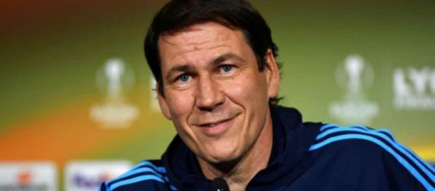 Lors d'une conférence de presse, Rudi Garcia s'est montré très satisfait de l'arrivée de Kevin Strootman à l'OM Lors d'une conférence de presse, Rudi Garcia s'est montré très satisfait de l'arrivée de Kevin Strootman à l'OM