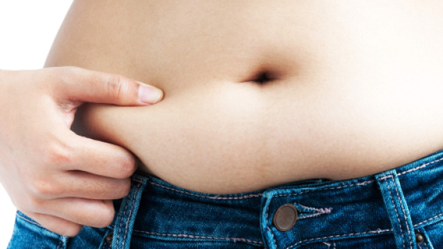 Posticipare la colazione ed anticipare la cena di 90 minuti farebbe dimagrire più in fretta