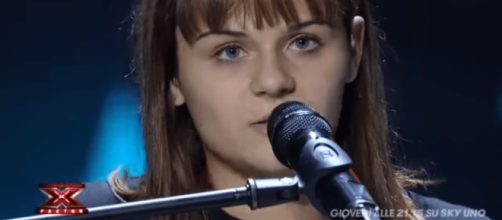 La 16enne Martina Attili tramite una canzone da lei scritta presentata a X Factor ha fatto conoscere al grande pubblico cosa sia la Cherofobia.