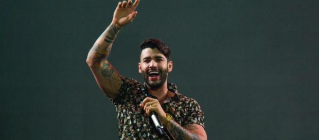 Gusttavo Lima passou mal após show Gusttavo Lima passou mal após show