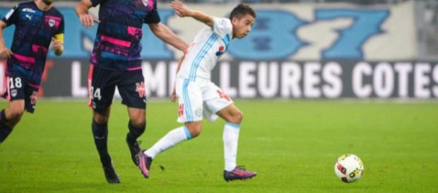 Maxime Lopez est de plus en plus en difficulté à l'OM, notamment à cause de l'arrivée de Kevin Strootman Maxime Lopez est de plus en plus en difficulté à l'OM, notamment à cause de l'arrivée de Kevin Strootman