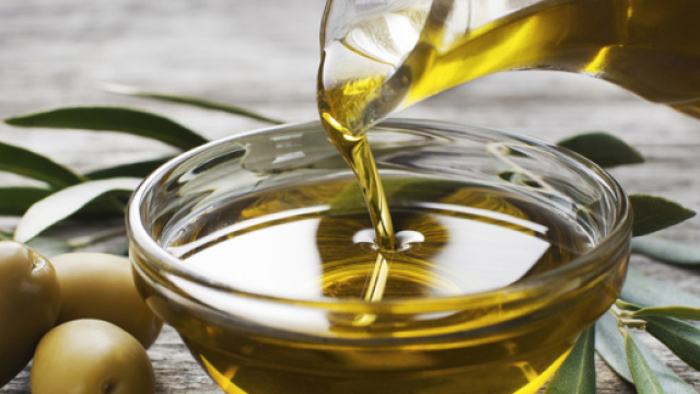 L'olio d'oliva protegge la salute del nostro cuore promuovendo il rilascio della ApoA-IV specie durante il sonno notturno