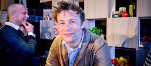 Jamie Oliver has partnered with Tesco to promote healthier eating options to shoppers. [Image Karl Gabor/Wikimedia]