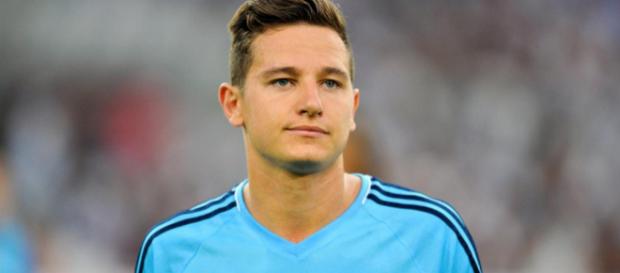 Florian Thauvin vient d'avouer que le mondial est derrière lui. Florian Thauvin vient d'avouer que le mondial est derrière lui.