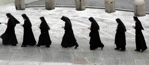 Grosseto, suora maltrattava bimbi in un asilo: 'Stai attento, ti ammazzo', queste alcune frasi intercettate Grosseto, suora maltrattava bimbi in un asilo: 'Stai attento, ti ammazzo', queste alcune frasi intercettate