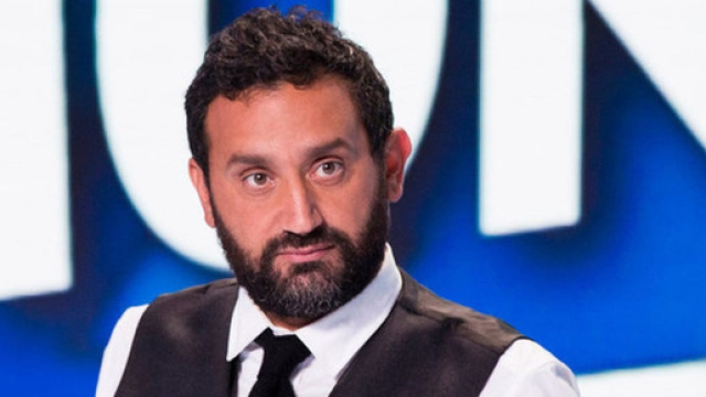 Cyril Hanouna énervé par TF1 pète un plomb en direct dans TPMP.