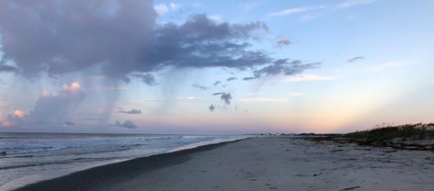 Desalojan 1,5 millones de personas ante llegada de huracán Florence en la costa oeste de EUA. - com.mx Desalojan 1,5 millones de personas ante llegada de huracán Florence en la costa oeste de EUA. - com.mx