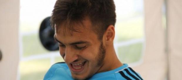 Yusuf Sari est revenu sur son récent prêt à Clermont pour la saison 2018/2019. Yusuf Sari est revenu sur son récent prêt à Clermont pour la saison 2018/2019.