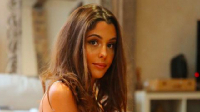 Coralie Porrovecchio officialise sa relation avec le joueur de l'OM Boubacar Kamara.