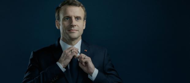 Emmanuel Macron crée un revenu universel d'activité Emmanuel Macron crée un revenu universel d'activité