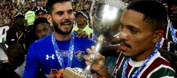 Júlio César volta normalmente contra o Atlético-PR, mas Gilberto segue desfalcando o Flu (Foto: Mailson Santana) Júlio César volta normalmente contra o Atlético-PR, mas Gilberto segue desfalcando o Flu (Foto: Mailson Santana)