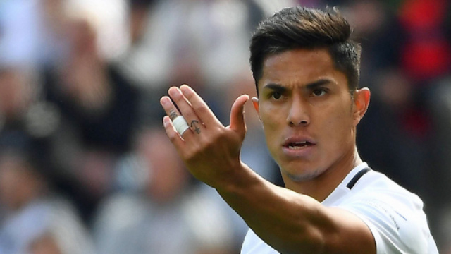 Carlos Salcedo, blessé pour le moment, a voulu évoquer le match à venir entre l'Eintracht Francfort et l'OM