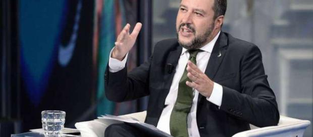 Pensioni, con quota 100 verso il raddoppio dei pensionamenti, misura annunciata da Salvini a Porta a porta due giorni fa Pensioni, con quota 100 verso il raddoppio dei pensionamenti, misura annunciata da Salvini a Porta a porta due giorni fa
