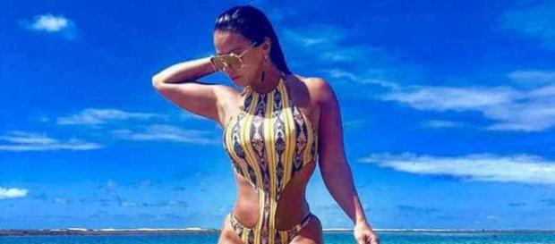 Viviane Araújo sambou nas redes sociais Viviane Araújo sambou nas redes sociais