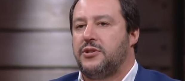 Matteo Salvini si scontra con i magistrati sul ddl legittima difesa. Matteo Salvini si scontra con i magistrati sul ddl legittima difesa.