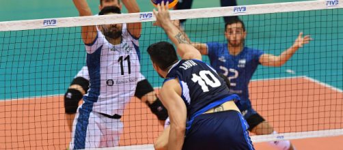 Attacco di Filippo Lanza nella partita contro l'Argentina (Foto: Fivb)