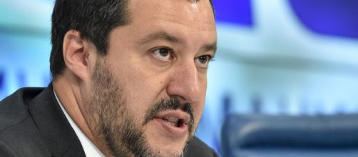 Il segretario della Lega Matteo Salvini (45 anni) è ministro dell’Interno e vicepresidente del Consiglio