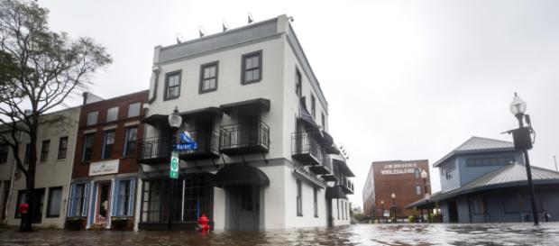 El huracán Florence se convirtió en tormenta tropical. - rtve.es El huracán Florence se convirtió en tormenta tropical. - rtve.es