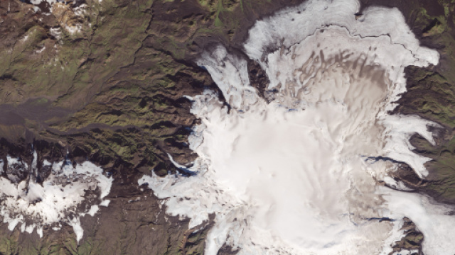 Il vulcano Katla e il vicino Eyjafjallaj&ouml;kull sotto il ghiacciaio