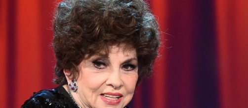 Gina Lollobrigida: a 89 anni ama un uomo di 29 - Libero Quotidiano - liberoquotidiano.it