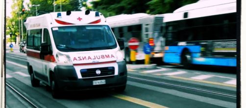 Il bambino di 10 anni è stato soccorso da un'ambulanza del 118.