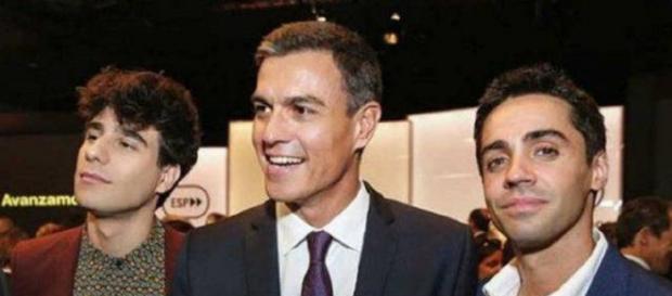 Los Javis y Pedro Sánchez en archivo Los Javis y Pedro Sánchez en archivo