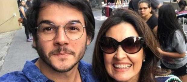 Túlio fez festa surpresa para Fátima Túlio fez festa surpresa para Fátima