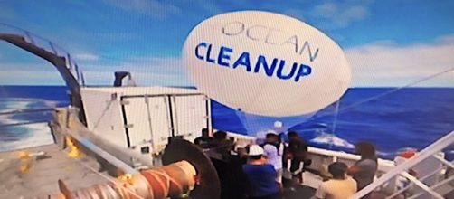 Ocean Cleanup è l'operazione che si propone di ripulire i mari dai rifiuti di plastica - Foto Ocean Cleanup