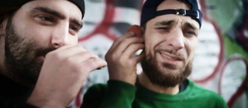 Roma, follia sulla metro B: il rapper Gast sequestra convoglio in diretta su Instragram