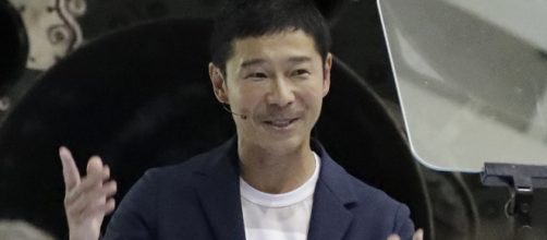 SpaceX anuncia que el multimillonario japonés Yusaku Maezawa viajará a la Luna (- univision.com)