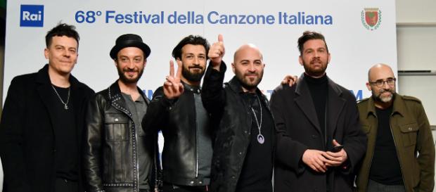Lele dei Negramaro. Sangiorgi: "Resta con me, fratello!" Lele dei Negramaro. Sangiorgi: "Resta con me, fratello!"