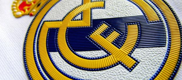 Real venceu na estreia por 3 a 0 Real venceu na estreia por 3 a 0