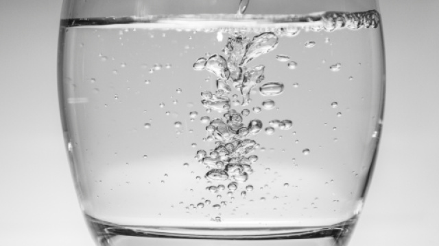 Il Ministero della Salute richiama l'acqua Fonte Itala: tricloroetilene oltre i limiti.