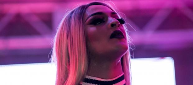 Pabllo Vittar rompe com empresário de marca de sapatos por ele apoiar Bolsonaro Pabllo Vittar rompe com empresário de marca de sapatos por ele apoiar Bolsonaro