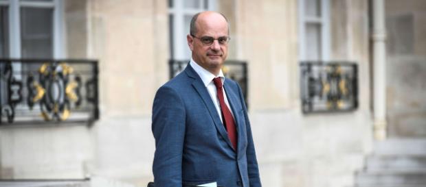 2600 postes d'enseignants supprimés au collège et au lycée en 2019 2600 postes d'enseignants supprimés au collège et au lycée en 2019