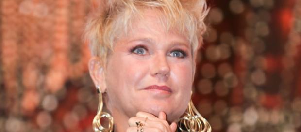 Xuxa comenta sobre fã que morreu de emoção, ao revê-la. (foto reprodução). Xuxa comenta sobre fã que morreu de emoção, ao revê-la. (foto reprodução).