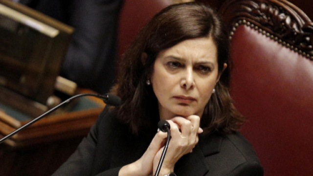 In aereo al posto del disabile? La versione di Laura Boldrini