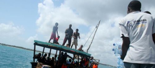 Tragedia in Tanzania: traghetto si ribalta provocando più di cento morti